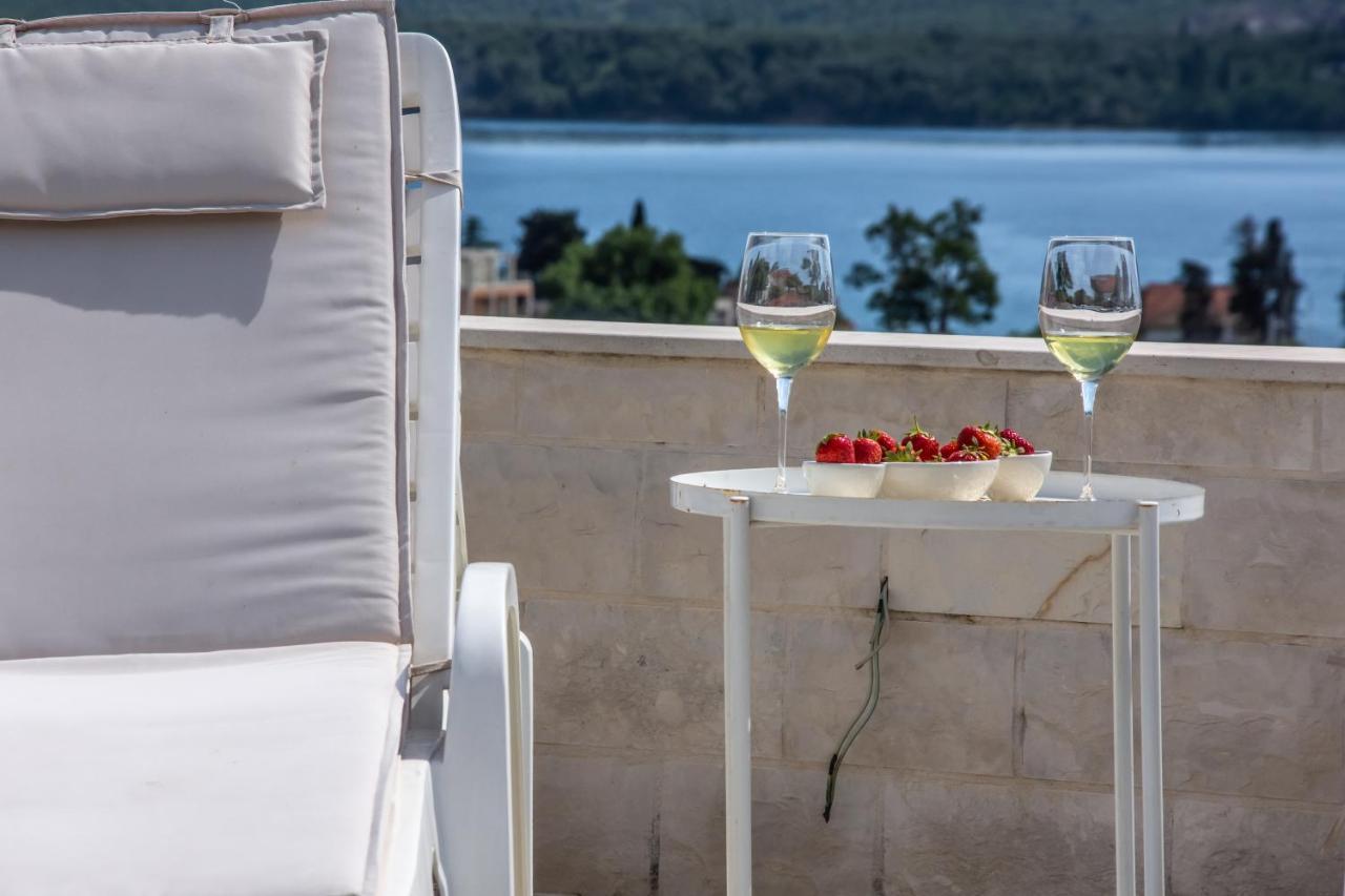 Ralux Apartman Tivat Exteriör bild
