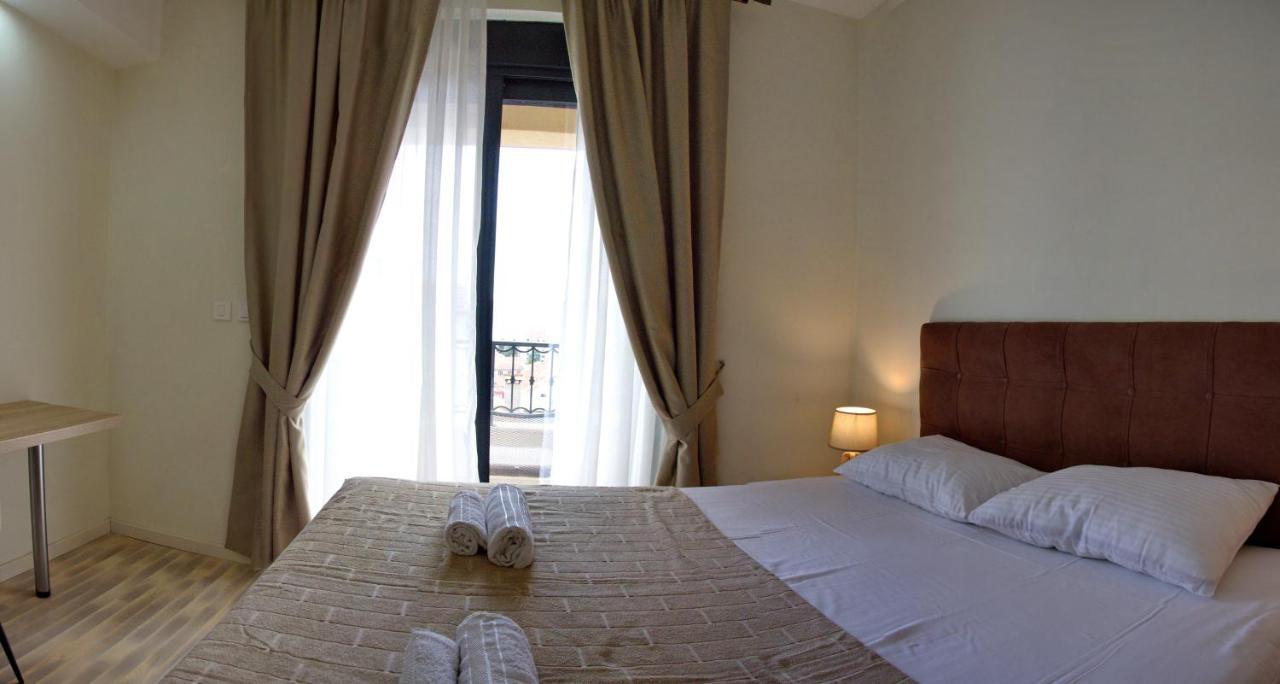 Ralux Apartman Tivat Exteriör bild